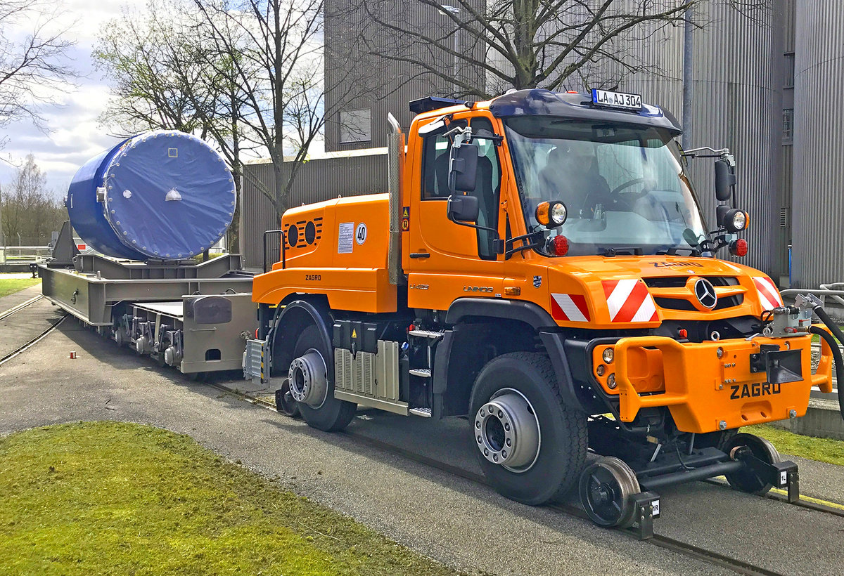 Unimog road-railer: a real powerpack in the nuclear power plant