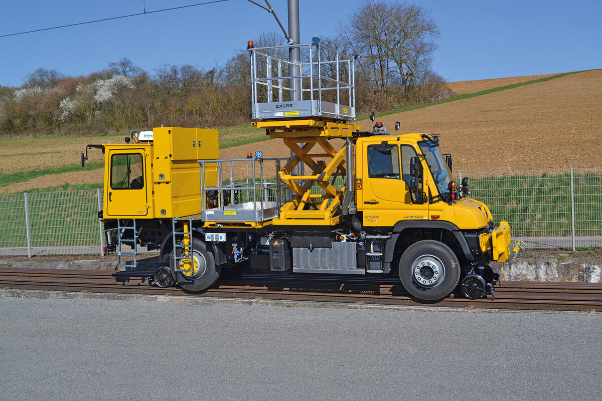 unimogu専用 csm_Zweiwege-Unimog-